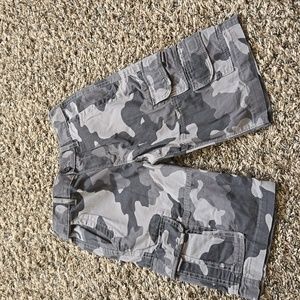 Boys Cargo Shorts Camo Size 14